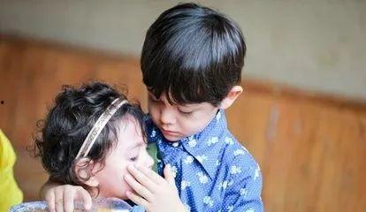 吃瓜娱乐记哥哥和妹妹